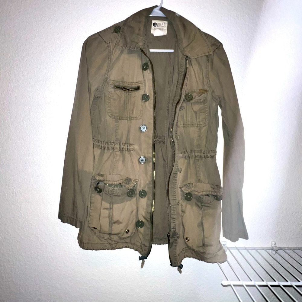 Efficient yet stylish jacket!